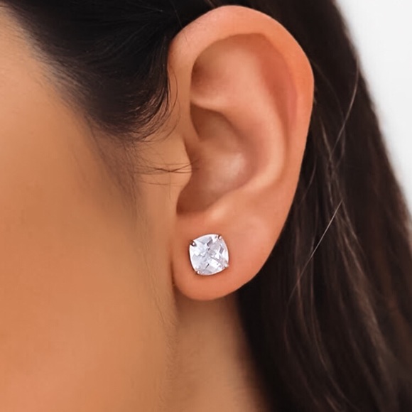 🔵𝟲𝟱%𝗢𝗙𝗙 𝗯𝘂𝗻𝗱𝗹𝗲𝘀 𝟯+🔵 NEW 925 CZ Cushion Cut Classic Stud Earrings - Picture 10 of 12